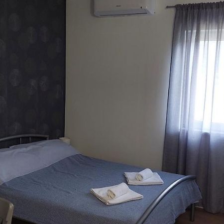 Studio Apartman Tariba Supetarska Draga Exterior photo